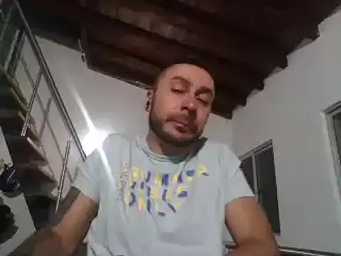 Snapshot of deibyzapata chatting on November 1, 2025, 2:40 am deibyzapata online show from November 1, 2025, 2:40 am