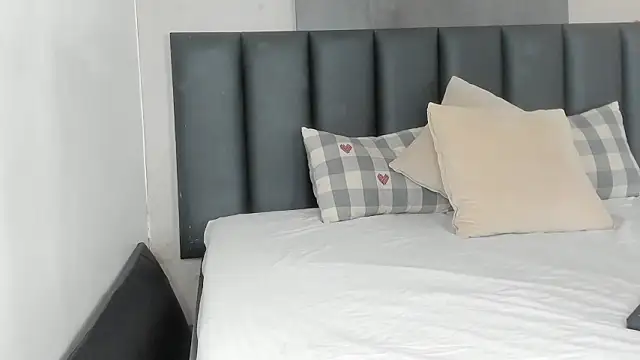 JenaCooper  online show from February 14, 2026, 7:36 pm