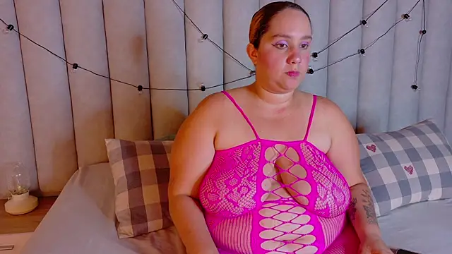 JenaCooper  online show from January 15, 2026, 7:39 pm