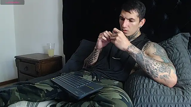 Snapshot of Shane_Clay chatting on January 15, 2026, 6:33 pm Shane Clay online show from January 15, 2026, 6:33 pm