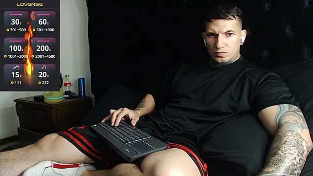 Snapshot of Shane_Clay chatting on February 24, 2026, 2:51 pm Shane Clay online show from February 24, 2026, 2:51 pm