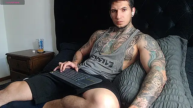 Snapshot of Shane_Clay chatting on February 10, 2026, 6:29 pm Shane Clay online show from February 10, 2026, 6:29 pm