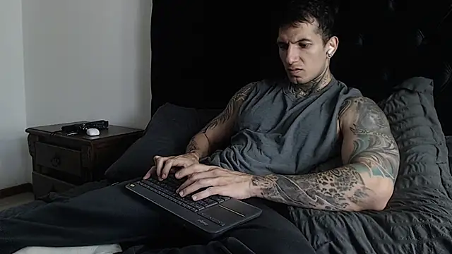 Snapshot of Shane_Clay chatting on January 10, 2026, 9:10 pm Shane Clay online show from January 10, 2026, 9:10 pm