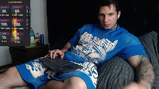 Snapshot of Shane_Clay chatting on February 20, 2026, 8:33 pm Shane Clay online show from February 20, 2026, 8:33 pm