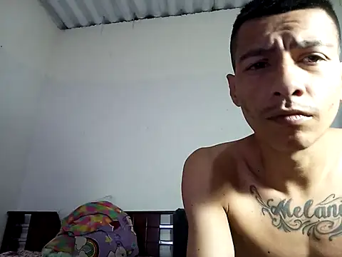 paisita122 online show from October 5, 2025, 1:29 am