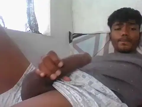 Snapshot of young_dickkk chatting on November 25, 2025, 8:25 am young dickkk online show from November 25, 2025, 8:25 am