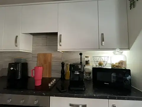 Snapshot of FrancescaXO chatting on October 29, 2025, 8:24 am FrancescaXO online show from October 29, 2025, 8:24 am