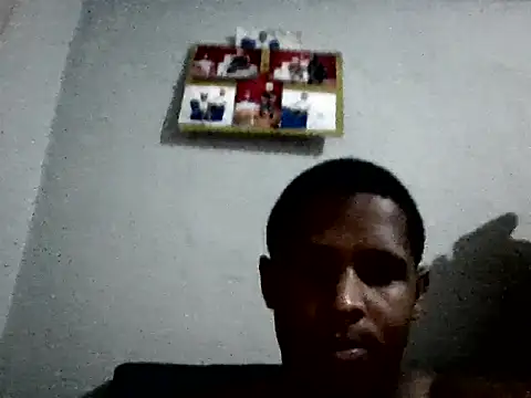 Snapshot of albert80 chatting on May 18, 2026, 4:07 am albert80 online show from May 18, 2026, 4:07 am