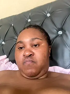 Snapshot of ChubbyAssyiyer chatting on October 27, 2025, 10:05 am ChubbyAssyiyer online show from October 27, 2025, 10:05 am