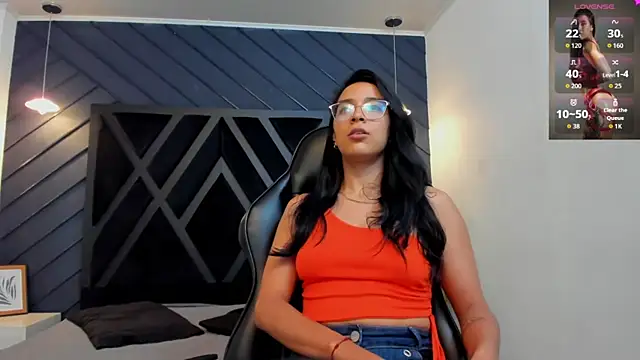 Snapshot of zoe_martins_ chatting on October 9, 2025, 5:24 pm zoe martins online show from October 9, 2025, 5:24 pm