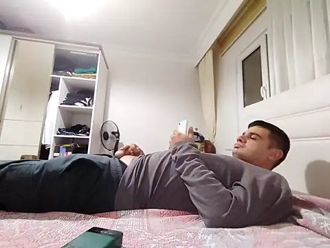 kocasosisli online show from October 5, 2025, 5:03 pm