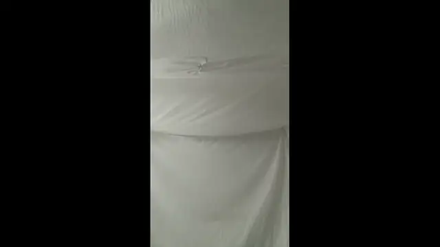 Snapshot of Wet_mamacita chatting on May 14, 2026, 5:10 pm Wet mamacita online show from May 14, 2026, 5:10 pm