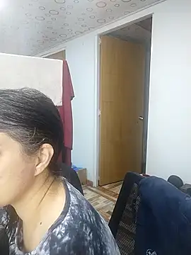 Snapshot of queemking chatting on January 11, 2026, 1:23 am queemking online show from January 11, 2026, 1:23 am