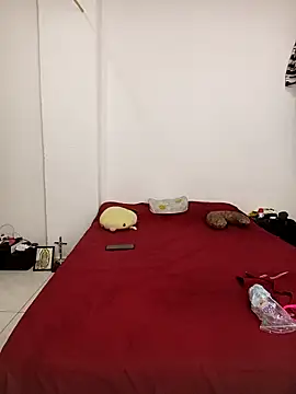 queemking online show from April 2, 2026, 1:02 am