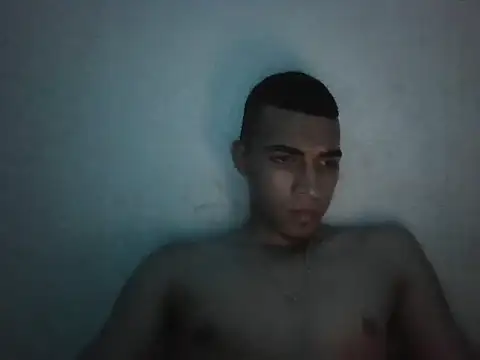 Sebas 0332 online show from September 25, 2025, 9:43 pm