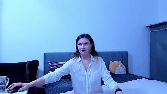 Snapshot of Katherine_Twilight chatting on November 21, 2025, 4:06 pm Katherine Twilight online show from November 21, 2025, 4:06 pm