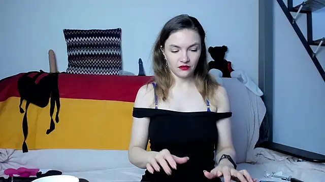 Snapshot of Katherine_Twilight chatting on February 9, 2025, 7:59 am Katherine Twilight online show from February 9, 2025, 7:59 am