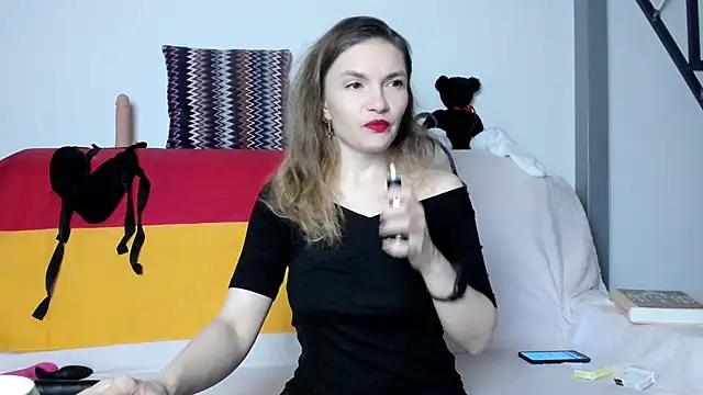 Snapshot of Katherine_Twilight chatting on February 20, 2025, 3:30 pm Katherine Twilight online show from February 20, 2025, 3:30 pm