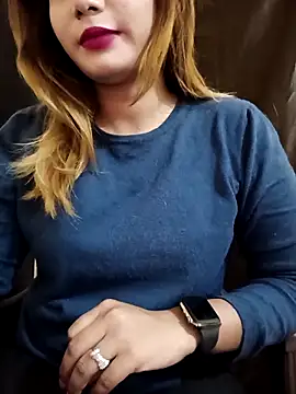 alexa cam44 online show from November 14, 2025, 8:12 pm