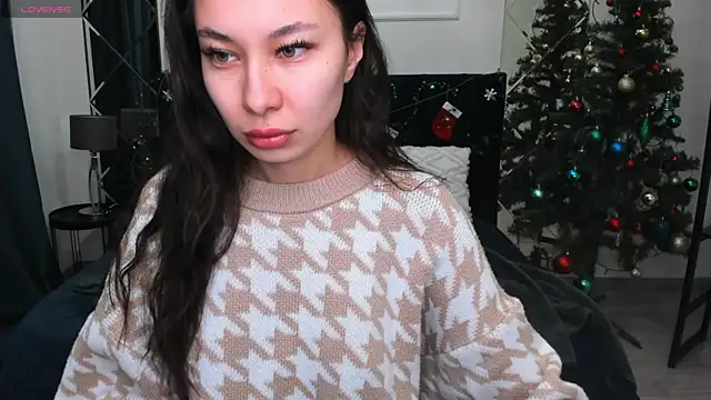 Kat  cat online show from December 14, 2025, 1:23 am