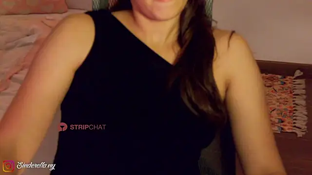 Snapshot of i-scream chatting on September 22, 2025, 11:05 am i-scream online show from September 22, 2025, 11:05 am