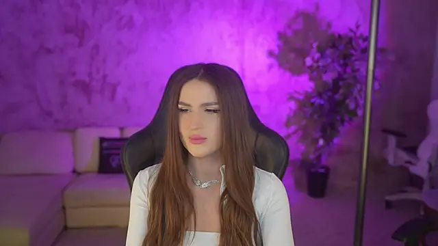 Snapshot of Goldie_Flame chatting on November 29, 2025, 7:47 pm Goldie Flame online show from November 29, 2025, 7:47 pm