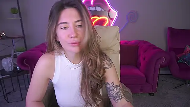 Snapshot of KateShanny chatting on February 26, 2026, 6:57 am KateShanny online show from February 26, 2026, 6:57 am