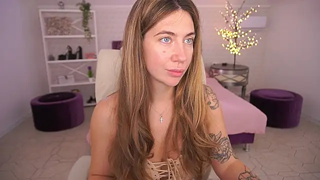 KateShanny online show from June 5, 2026, 6:52 am