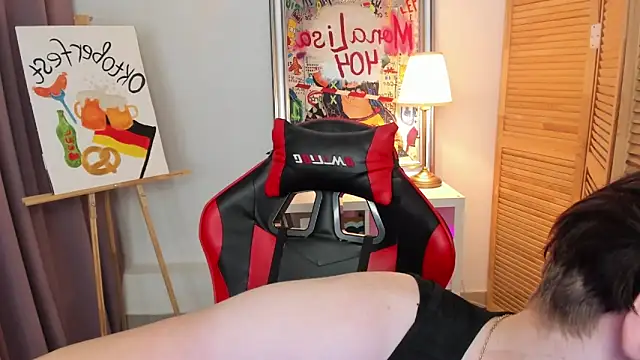 ayakskalermonss online show from October 5, 2025, 2:19 pm