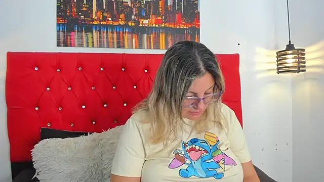 Snapshot of carolinacrus01 chatting on February 23, 2026, 3:23 pm carolinacrus01 online show from February 23, 2026, 3:23 pm