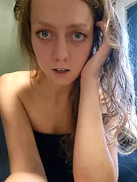 Eveline Beauty Kitty online show from October 3, 2025, 4:30 pm