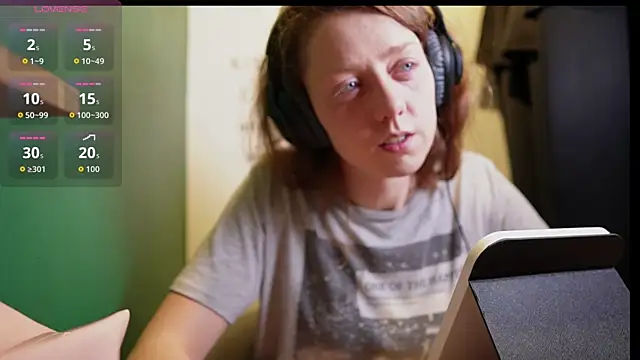 Eveline Beauty Kitty online show from April 13, 2026, 6:23 pm