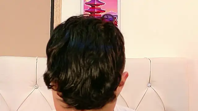 Axel  Evans online show from March 20, 2026, 12:06 pm