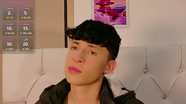 Axel  Evans online show from April 3, 2026, 11:05 am