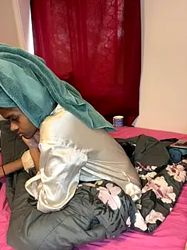 Soniala online show from November 2, 2025, 7:30 pm