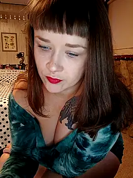 Snapshot of Ursulalane chatting on October 3, 2025, 3:57 pm Ursulalane online show from October 3, 2025, 3:57 pm