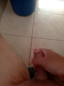 Snapshot of Alex_Docinho chatting on October 1, 2025, 3:27 pm Alex Docinho online show from October 1, 2025, 3:27 pm