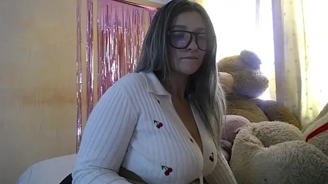 Snapshot of miss_lilieth chatting on September 8, 2025, 3:44 pm miss lilieth online show from September 8, 2025, 3:44 pm