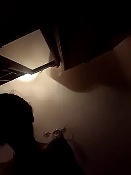 Snapshot of Laryta_girl13 chatting on November 11, 2025, 8:47 pm Laryta girl13 online show from November 11, 2025, 8:47 pm