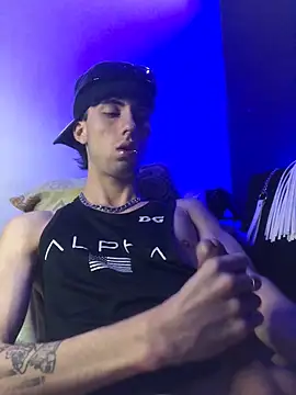 Snapshot of redmen69 chatting on October 10, 2025, 11:22 am redmen69 online show from October 10, 2025, 11:22 am