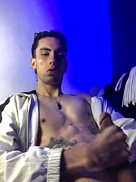 Snapshot of redmen69 chatting on October 1, 2025, 4:06 am redmen69 online show from October 1, 2025, 4:06 am