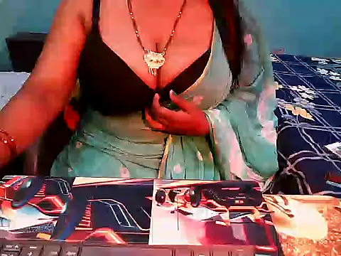 Snapshot of PREETI_BABY chatting on May 18, 2026, 7:02 am PREETI BABY online show from May 18, 2026, 7:02 am