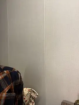 haiyan125216 online show from December 20, 2025, 7:33 am