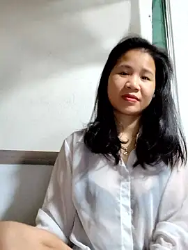 Maria2299 online show from November 19, 2025, 4:40 pm