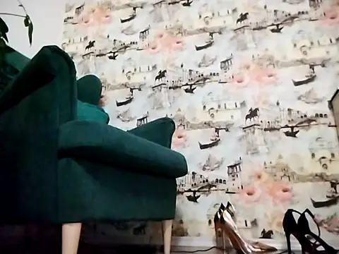 Snapshot of VelvetKarolina chatting on November 12, 2025, 1:26 pm VelvetKarolina online show from November 12, 2025, 1:26 pm