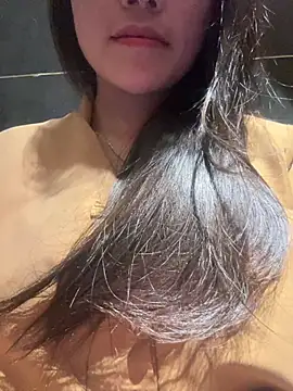 Snapshot of Bella_7777 chatting on May 26, 2026, 1:31 pm Bella 7777 online show from May 26, 2026, 1:31 pm