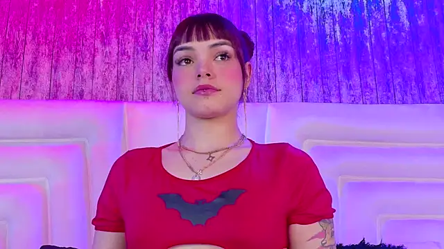 Mia Monroee online show from January 18, 2026, 11:57 am