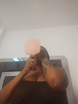 SheilaCoopers  online show from April 22, 2026, 11:50 am