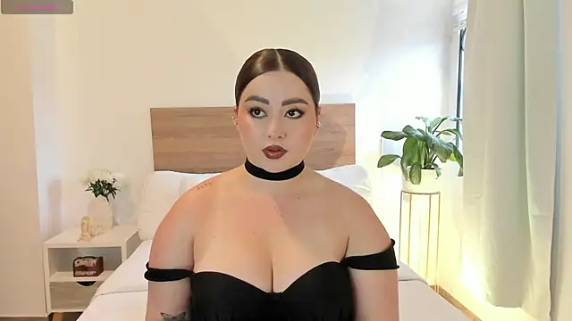 Snapshot of Lea_Joness chatting on July 31, 2026, 8:50 pm Lea Joness online show from July 31, 2026, 8:50 pm