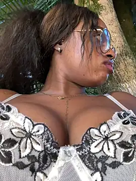 Snapshot of darle_volant chatting on February 4, 2026, 11:11 pm darle volant online show from February 4, 2026, 11:11 pm